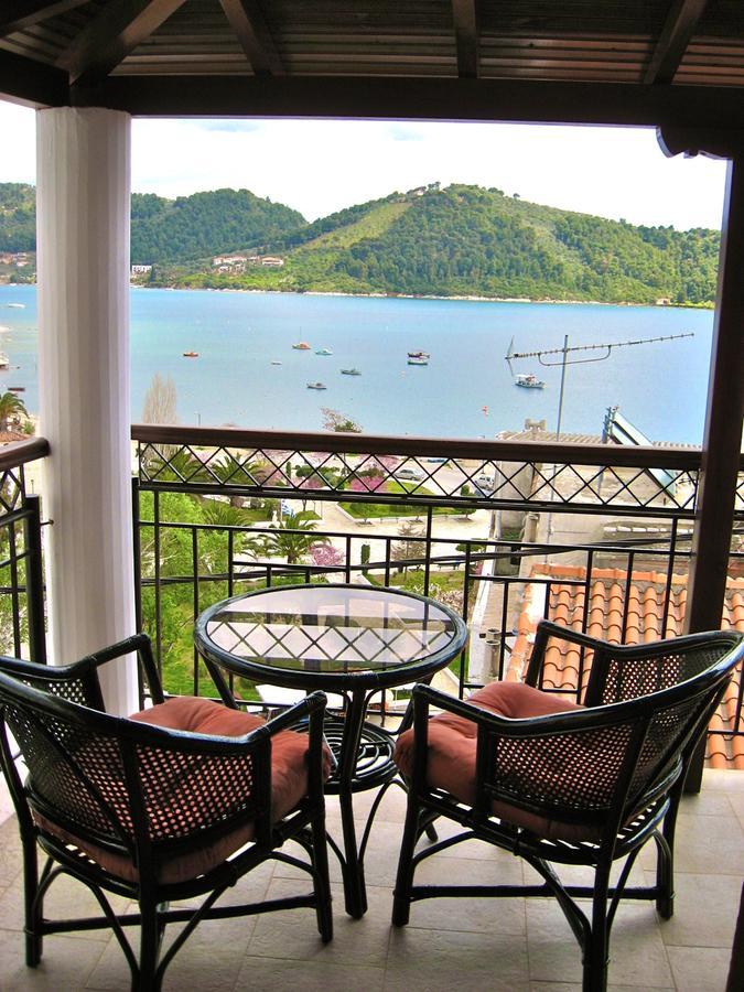 Eros-Iros Portside Stays Skiathos Dış mekan fotoğraf
